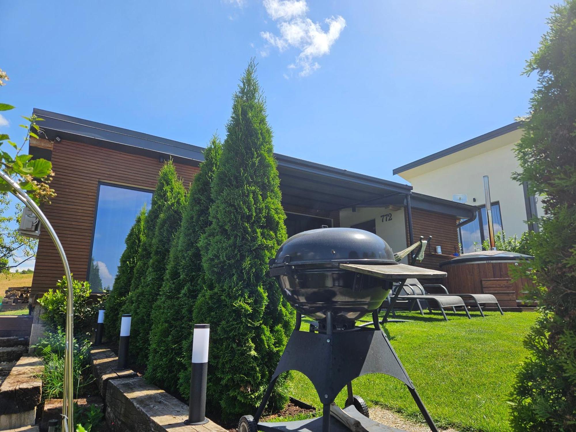 Apartman Cassovia Holcikovce Exterior photo